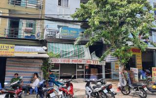 Cứu gia đình 4 người kẹt trong đám cháy ở Sài Gòn