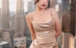 Nhà thiết kế Việt thứ hai quảng bá thời trang tại London Fashion Week