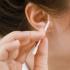 Nguy cơ mất thính lực từ thói quen ngoáy tai không đúng cách
